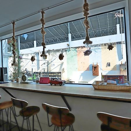 Oops Hostel เสียมราฐ ภายนอก รูปภาพ