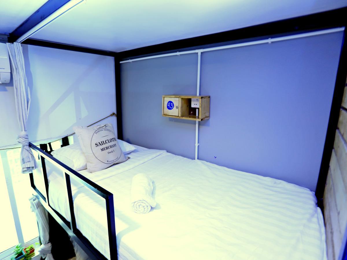 Oops Hostel เสียมราฐ ภายนอก รูปภาพ
