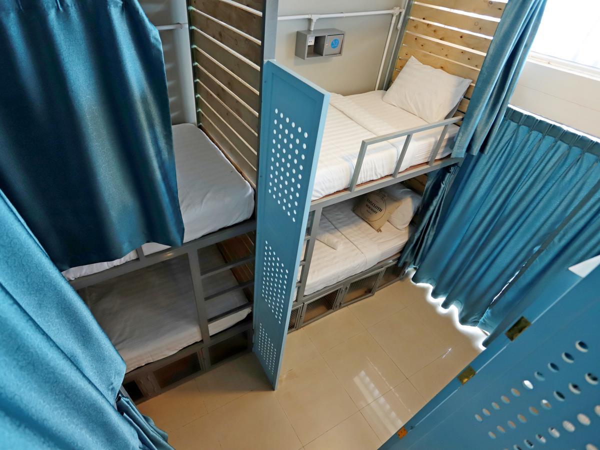 Oops Hostel เสียมราฐ ภายนอก รูปภาพ